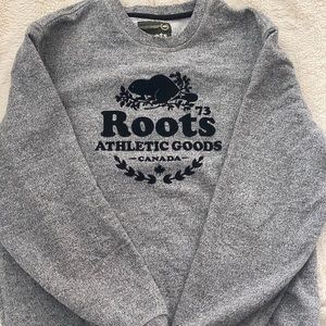 Roots xs womens sweatshirt
